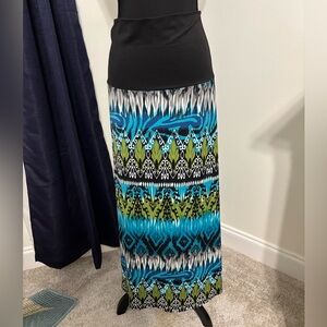 89th & Madison Black and Blue Geometric Maxi Skirt Size Large